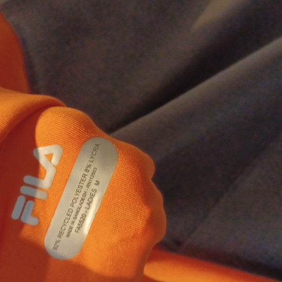 Fila Women’s NWT activewear gray top with orange strip block stripe - Picture 6 of 8